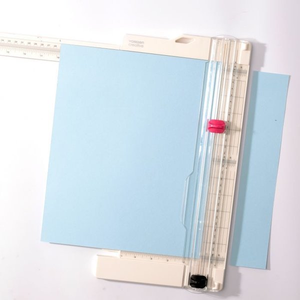 Vaessen Creative: Papierschneide- und Falzgerät / Paper Trimmer + Scoring (WEISS)